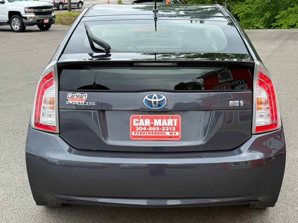 2012 Toyota Prius Image 5