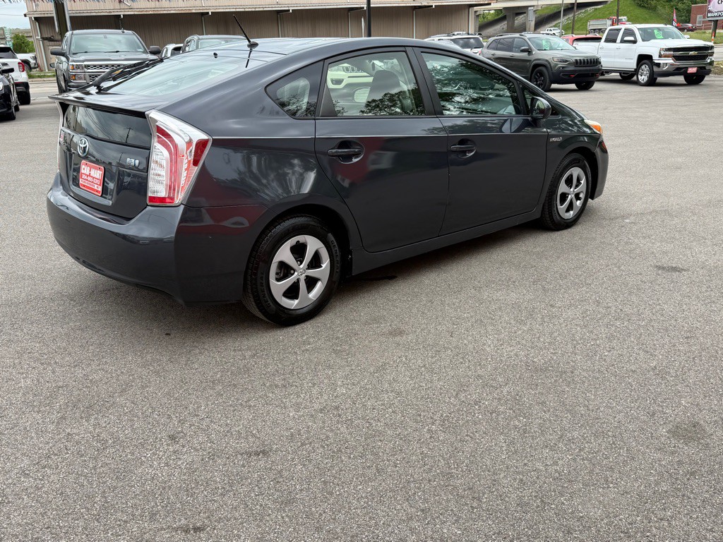 2012 Toyota Prius Image 6
