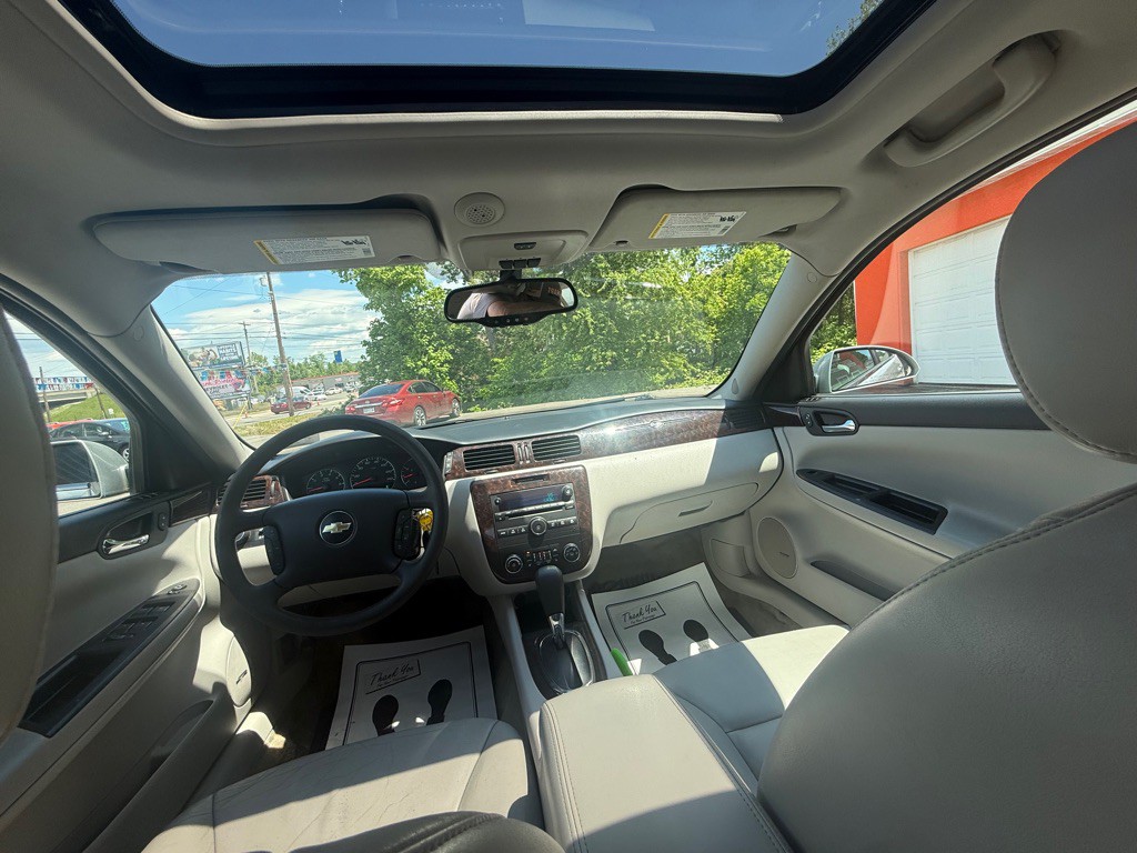 2015 Chevrolet Impala Image 26