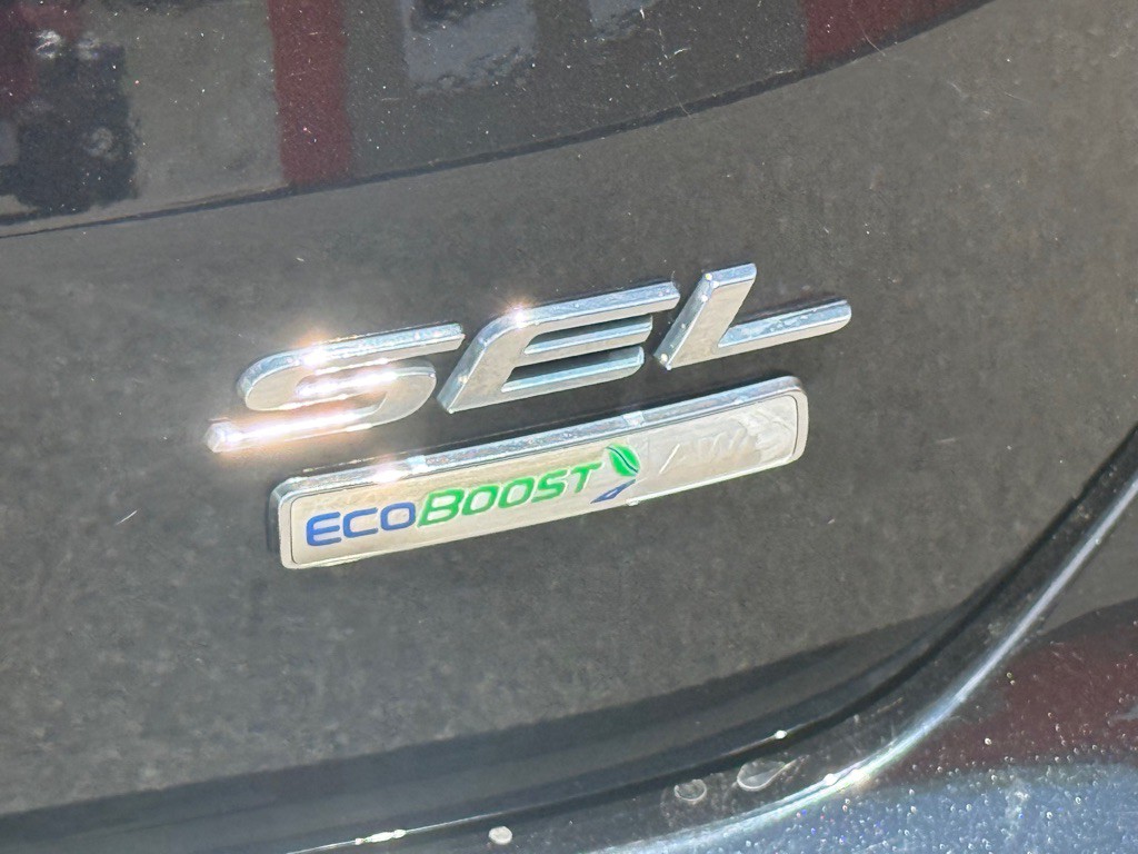 2020 Ford Edge Image 20