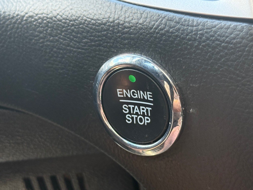 2020 Ford Edge Image 39