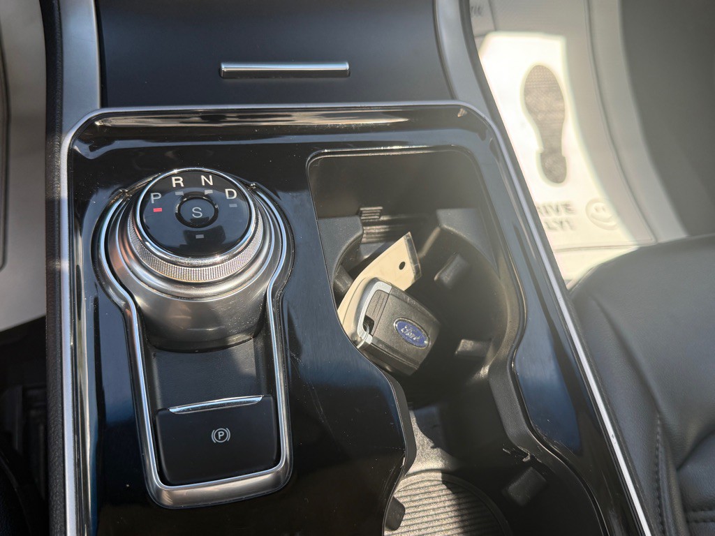 2020 Ford Edge Image 42