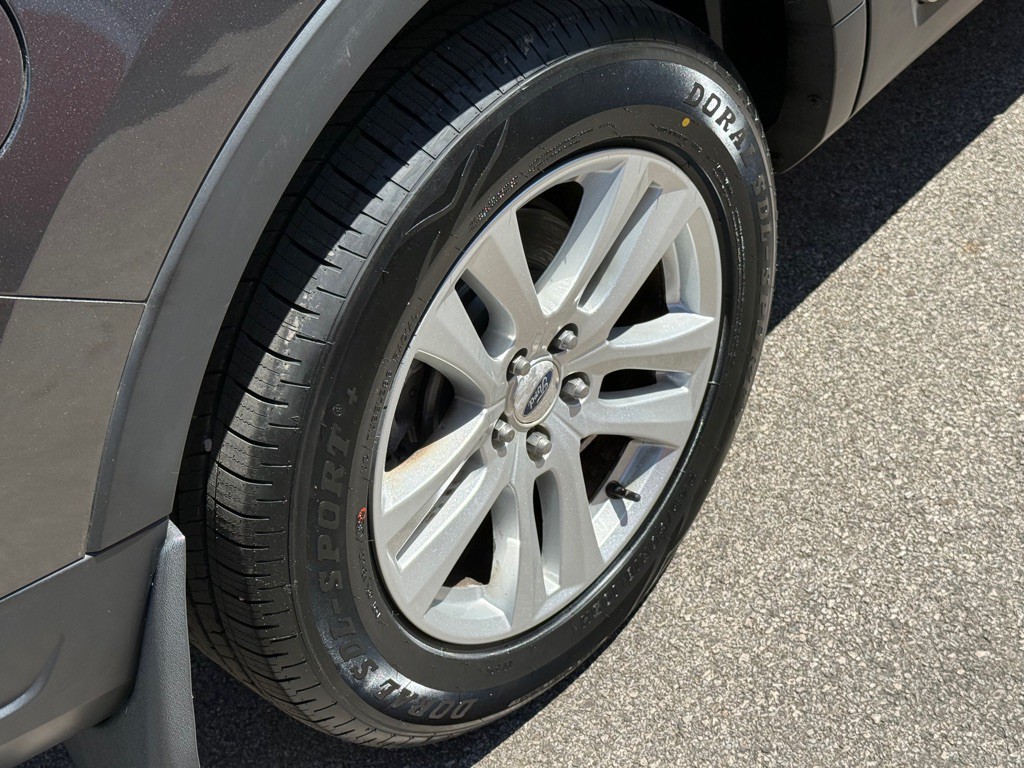 2018 Ford Explorer Image 17