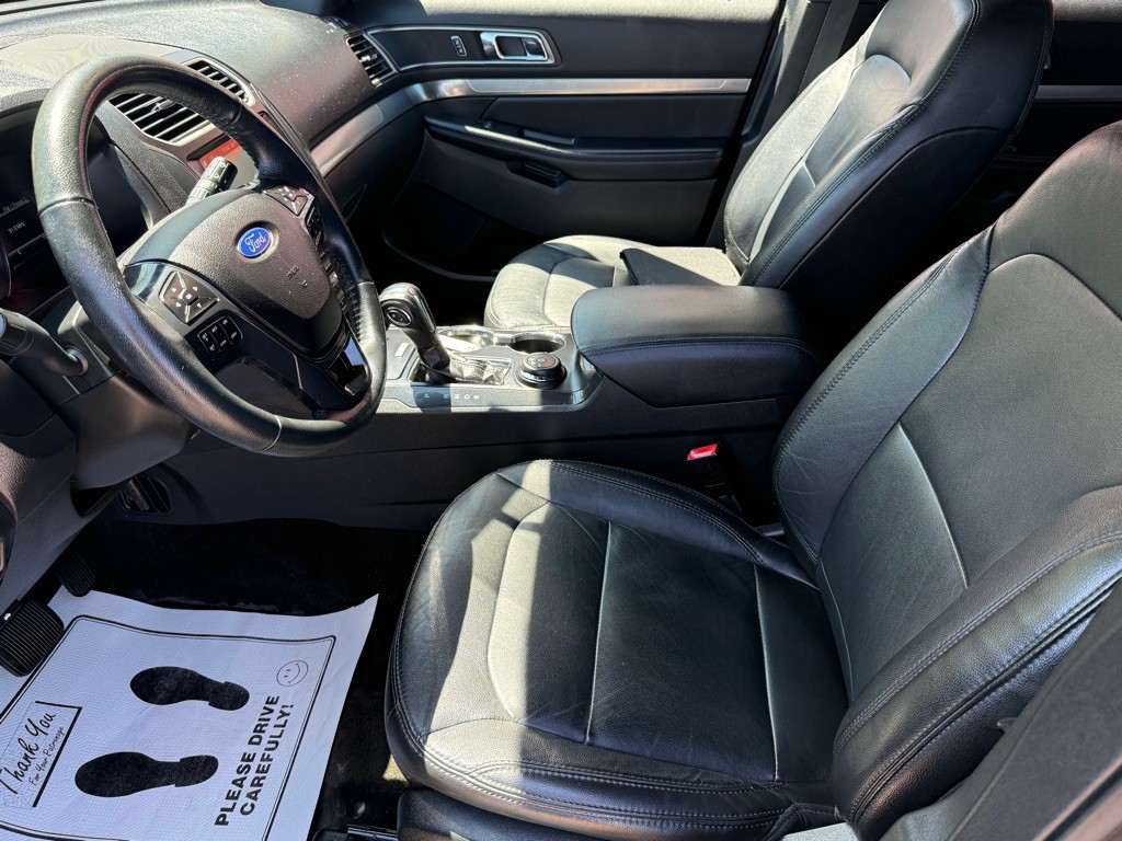 2018 Ford Explorer Image 26