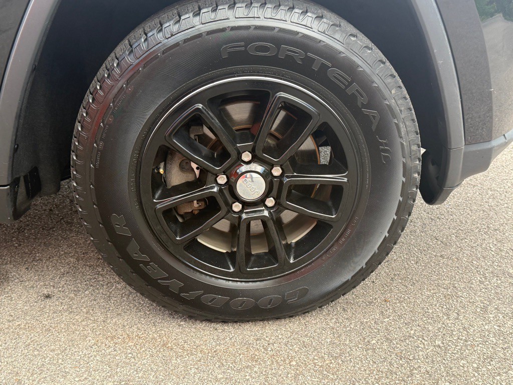2018 Jeep Grand Cherokee Image 17