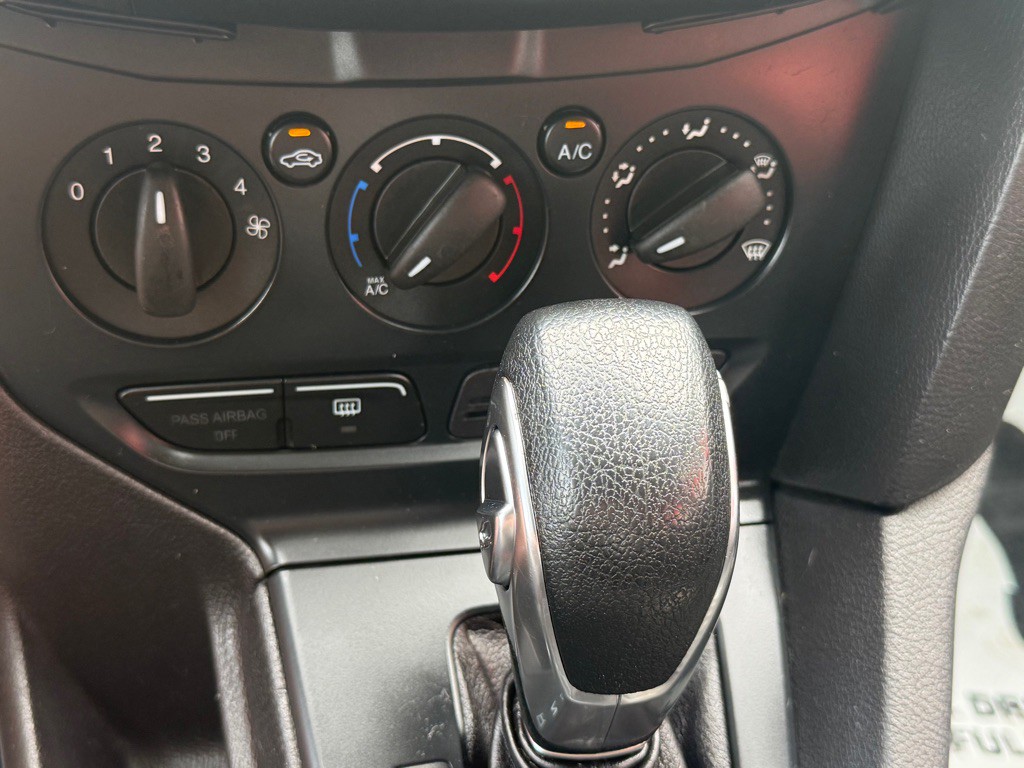 2014 Ford Focus Image 25