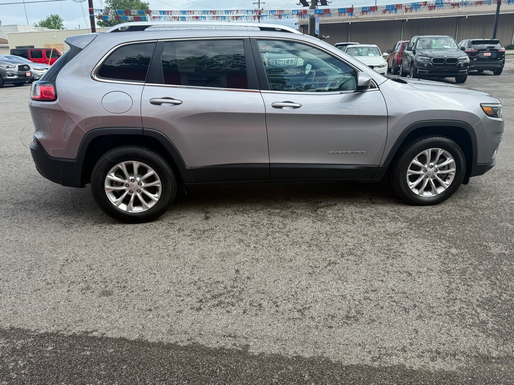 2019 Jeep Cherokee Image 6