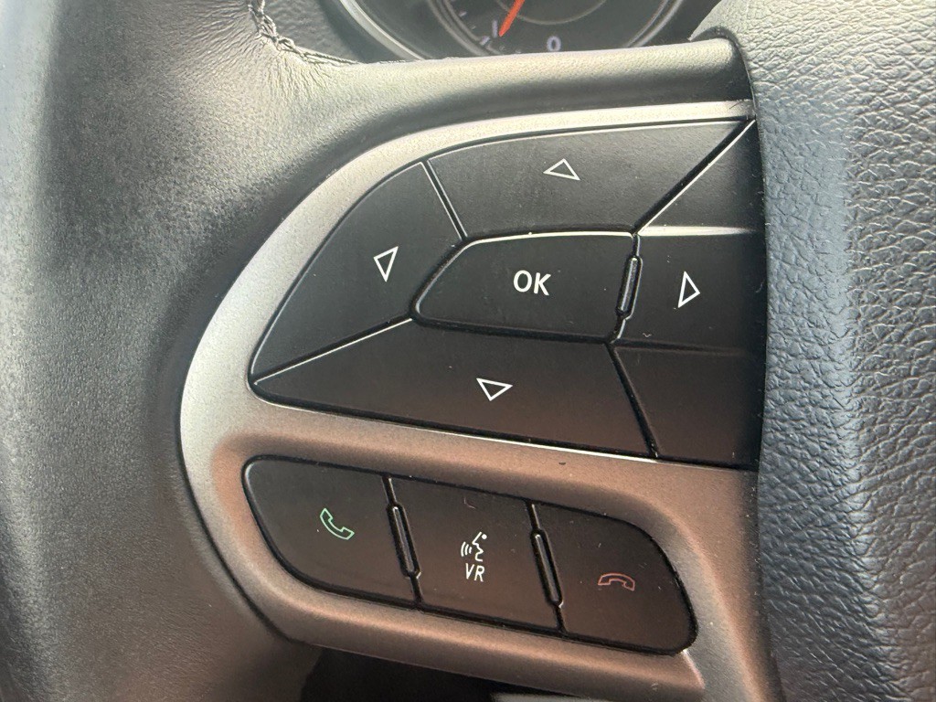 2019 Jeep Cherokee Image 30