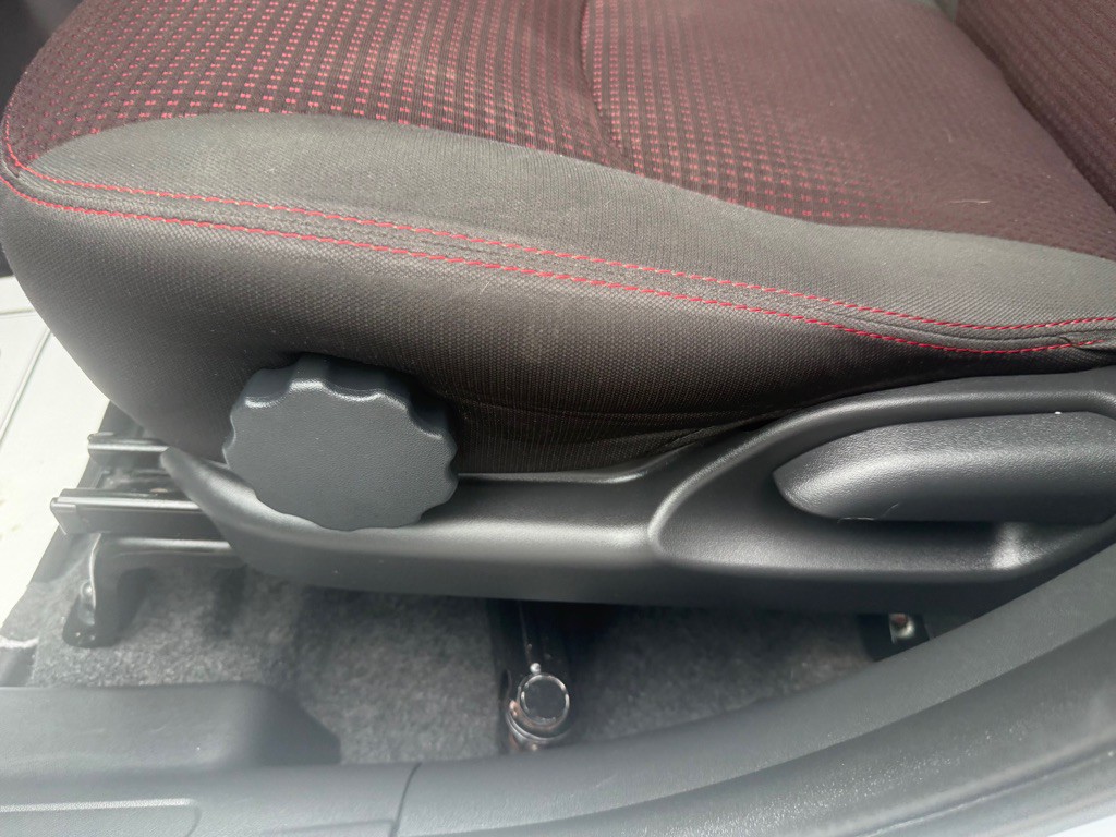 2020 Mitsubishi Mirage Image 25