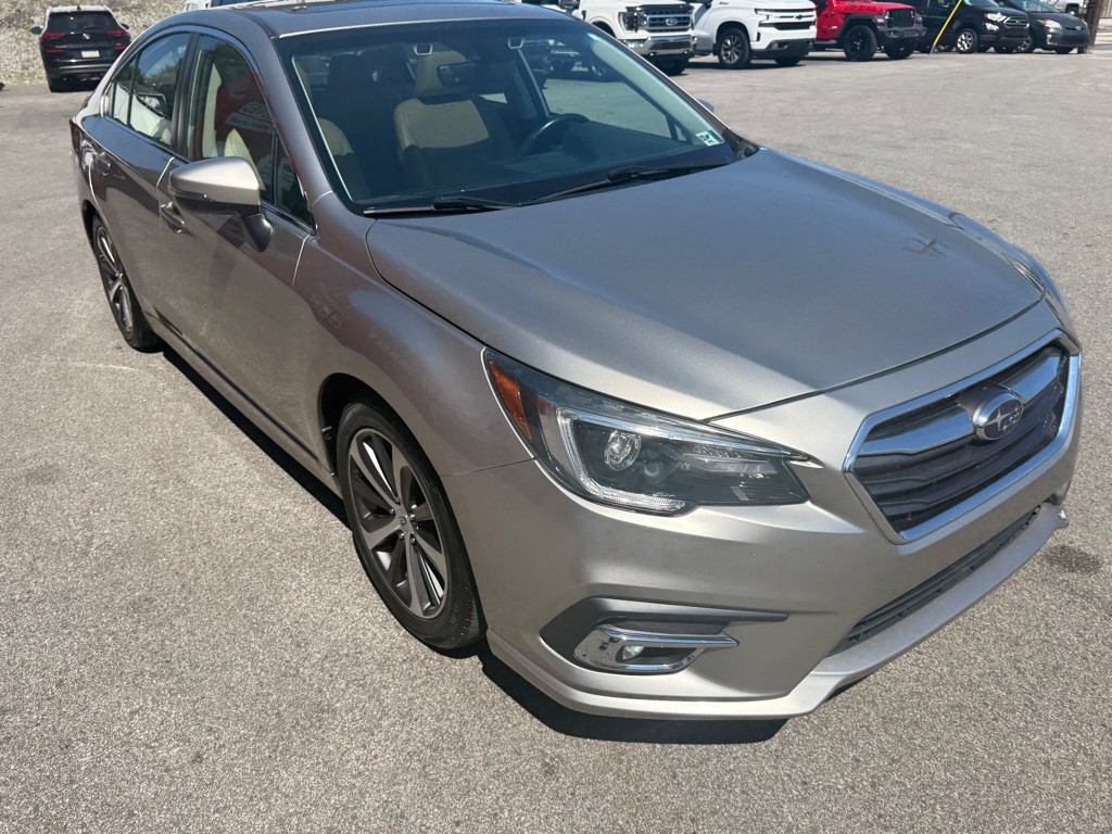 2019 Subaru Legacy Image 9