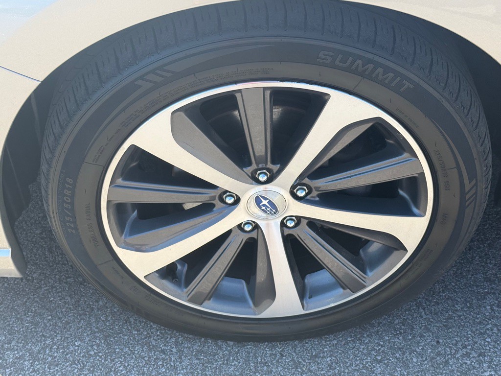 2019 Subaru Legacy Image 15