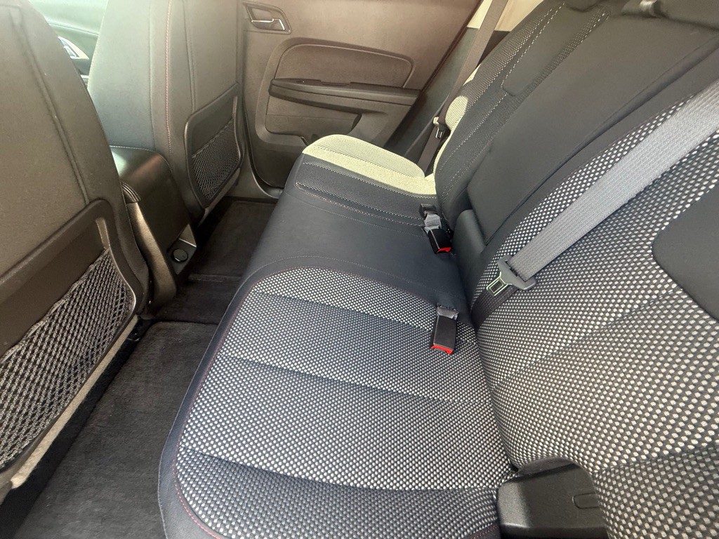 2017 Chevrolet Equinox Image 24