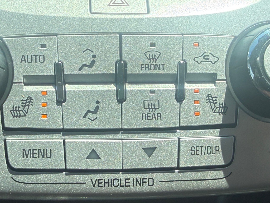 2017 Chevrolet Equinox Image 37