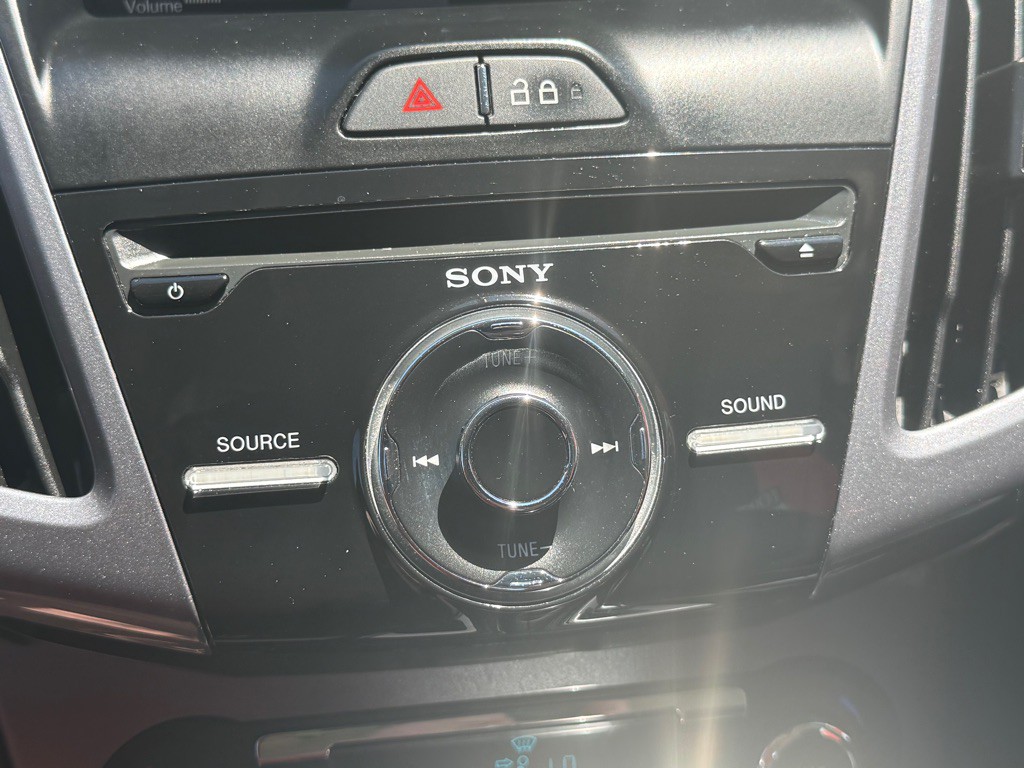 2014 Ford Focus Image 35