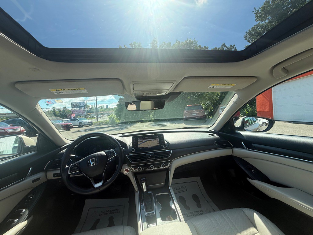 2018 Honda Accord Image 23