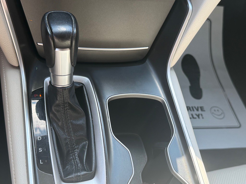 2018 Honda Accord Image 35