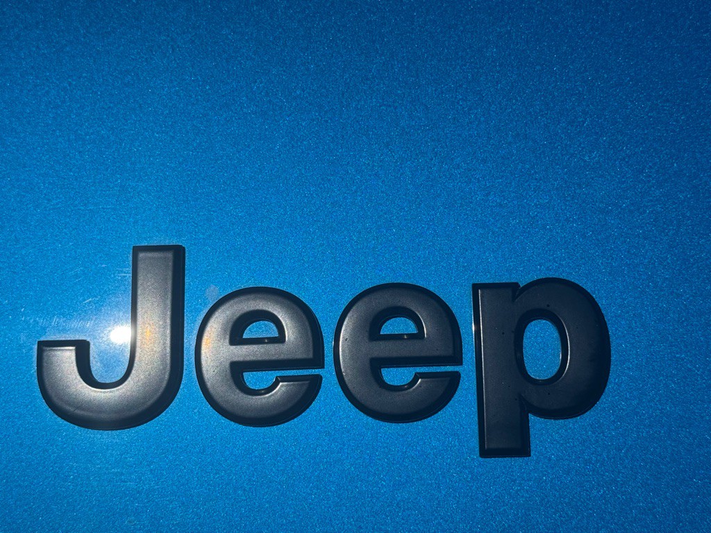2018 Jeep Cherokee Image 16
