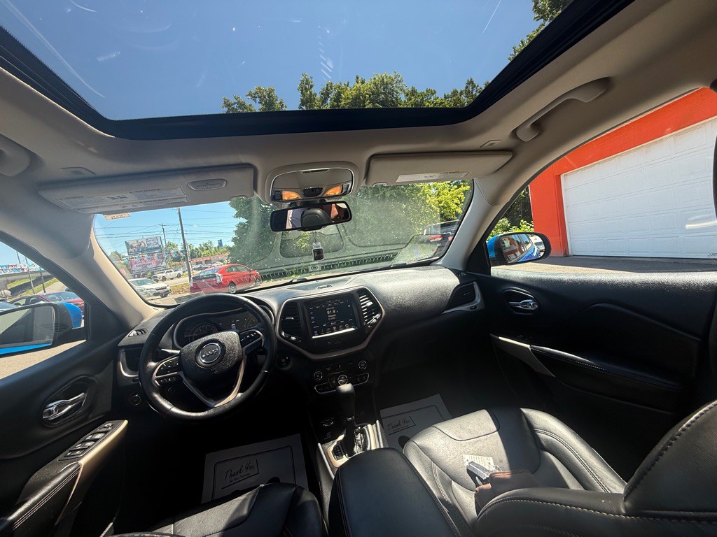 2018 Jeep Cherokee Image 27
