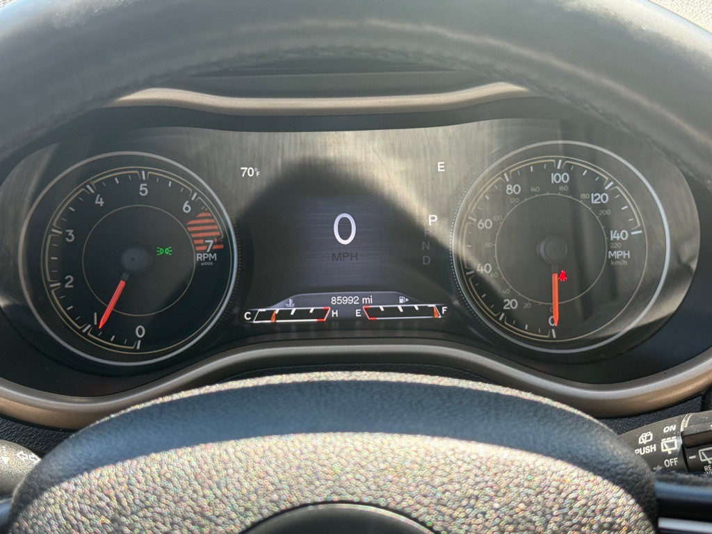 2018 Jeep Cherokee Image 36