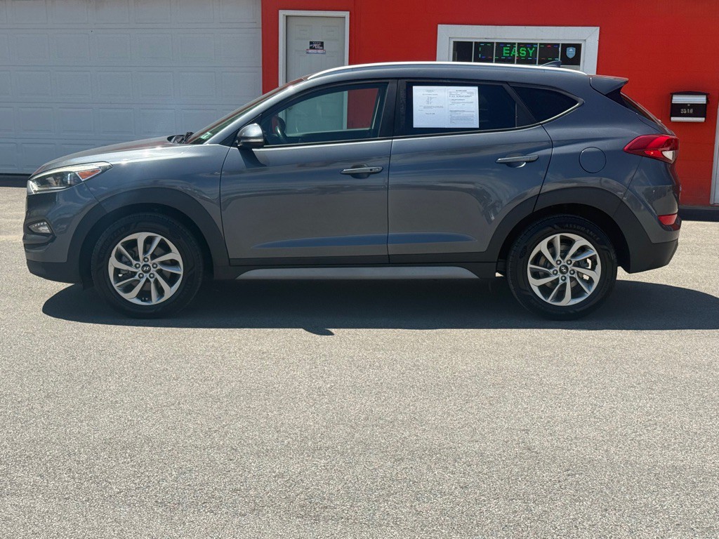 2017 Hyundai Tucson Image 2