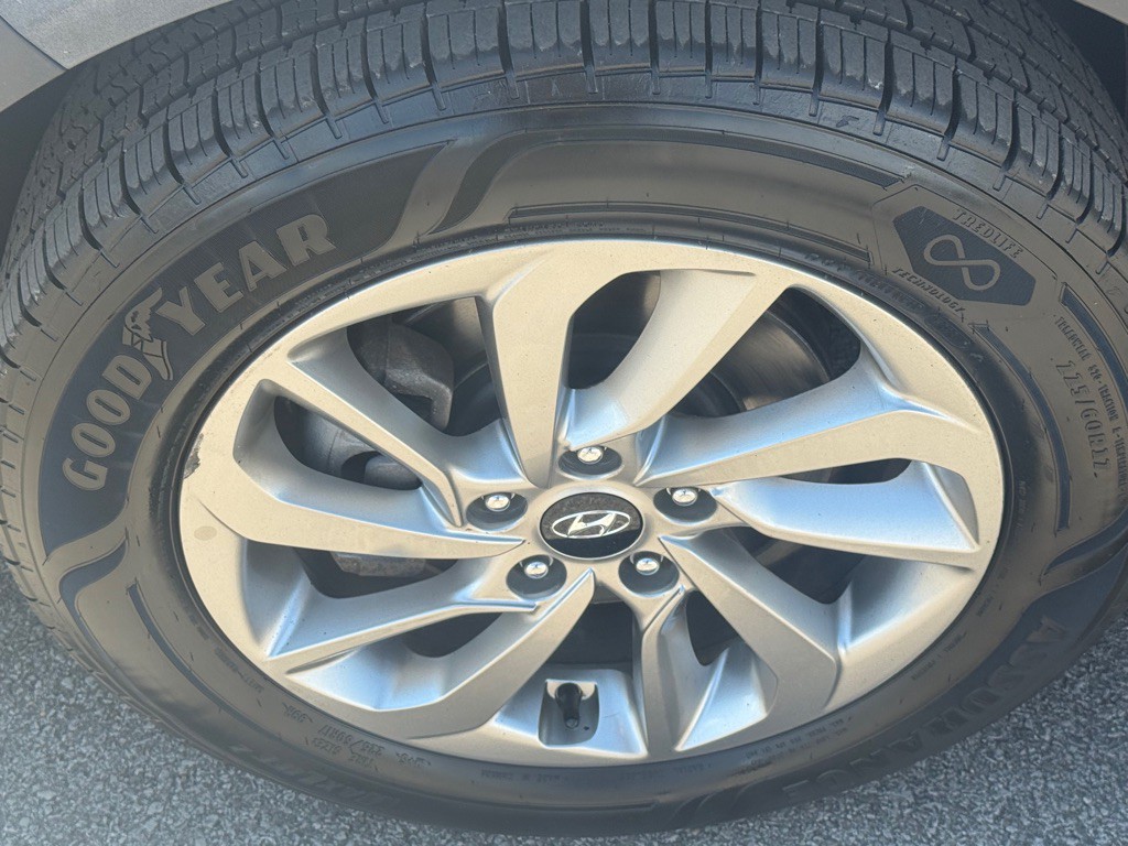 2017 Hyundai Tucson Image 12