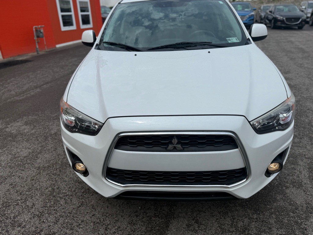 2014 Mitsubishi Outlander Image 9