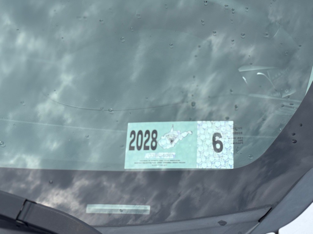 2014 Mitsubishi Outlander Image 11
