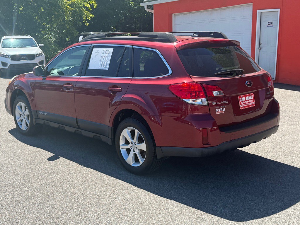 2014 Subaru Outback Image 4