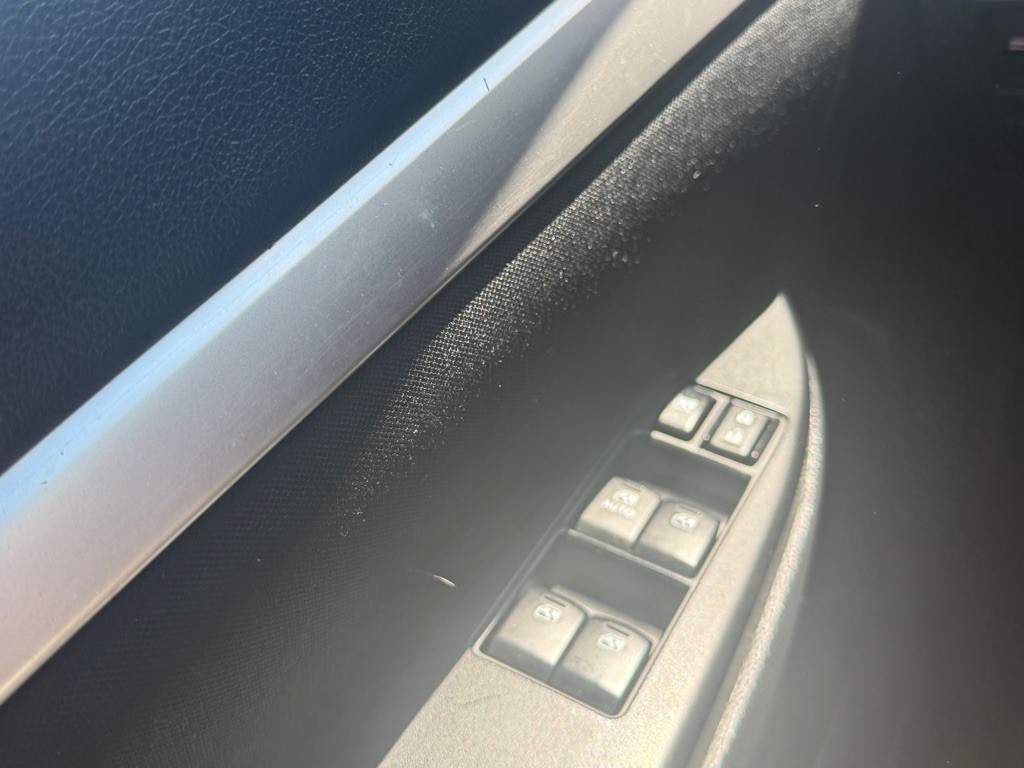 2014 Subaru Outback Image 25