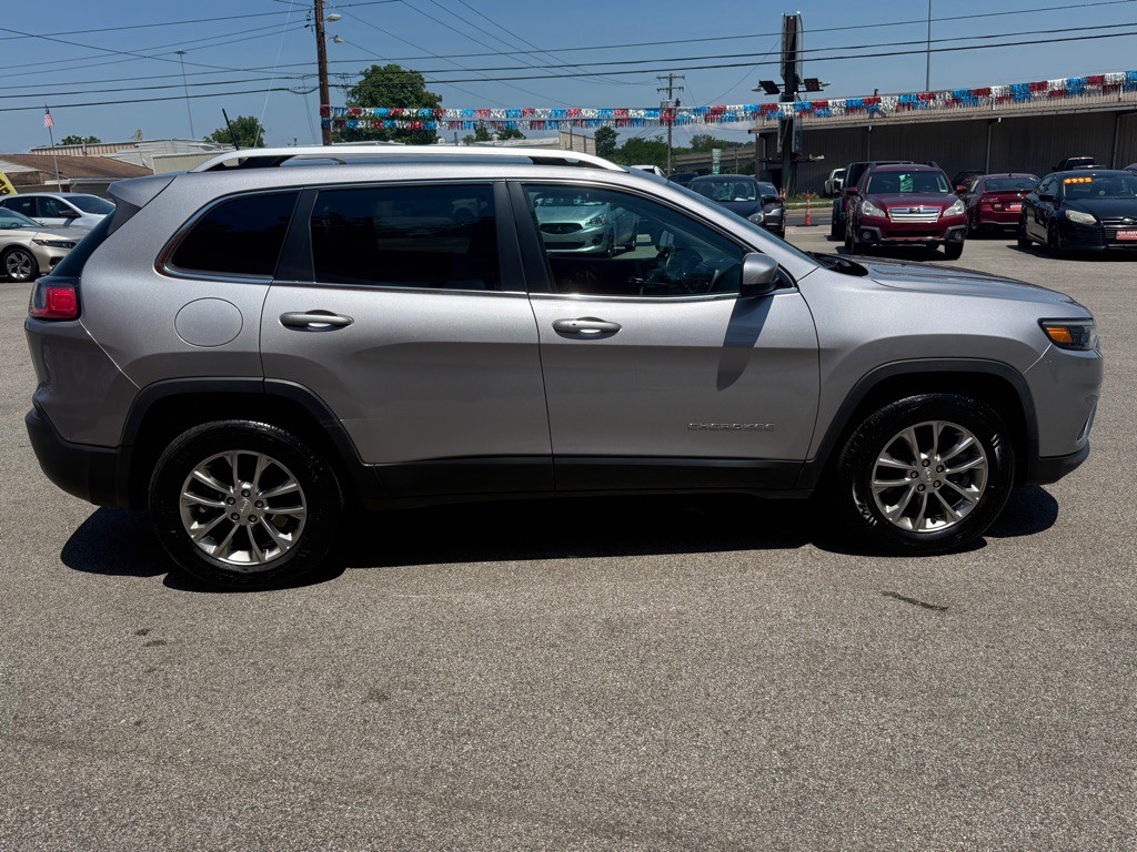 2019 Jeep Cherokee Image 7