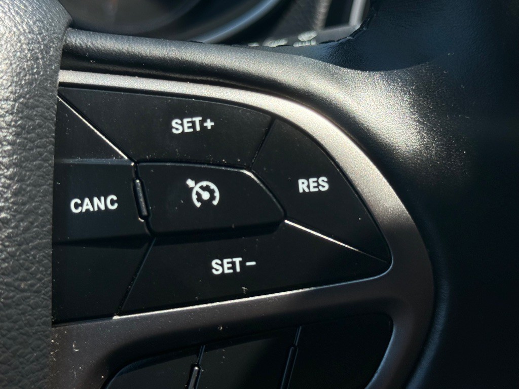 2019 Jeep Cherokee Image 29