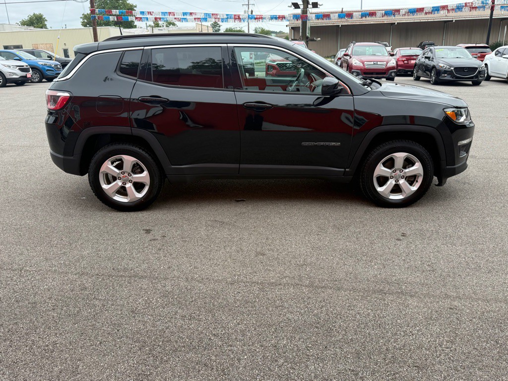 2018 Jeep Compass Image 8