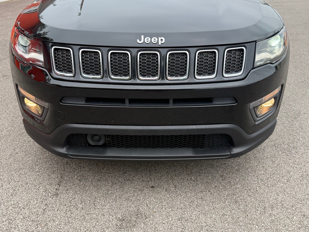 2018 Jeep Compass Image 15