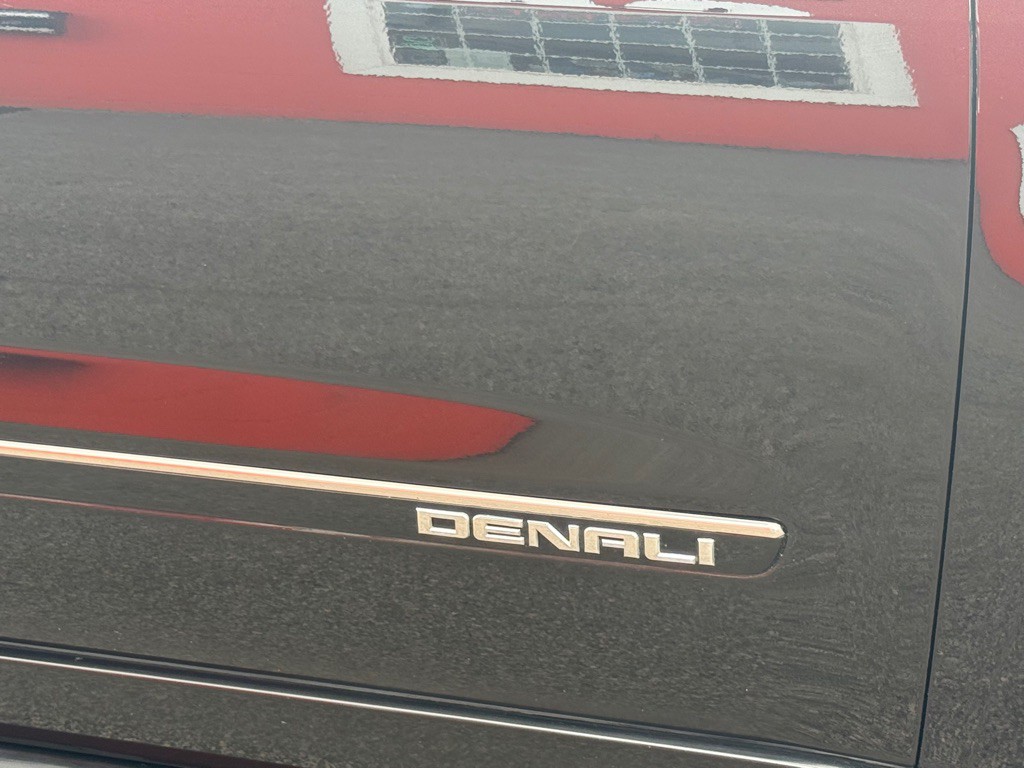 2016 GMC Acadia Image 18