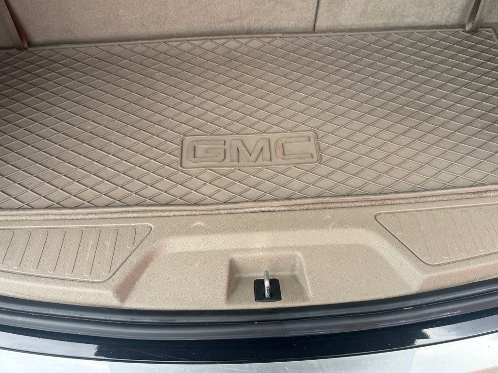 2016 GMC Acadia Image 24