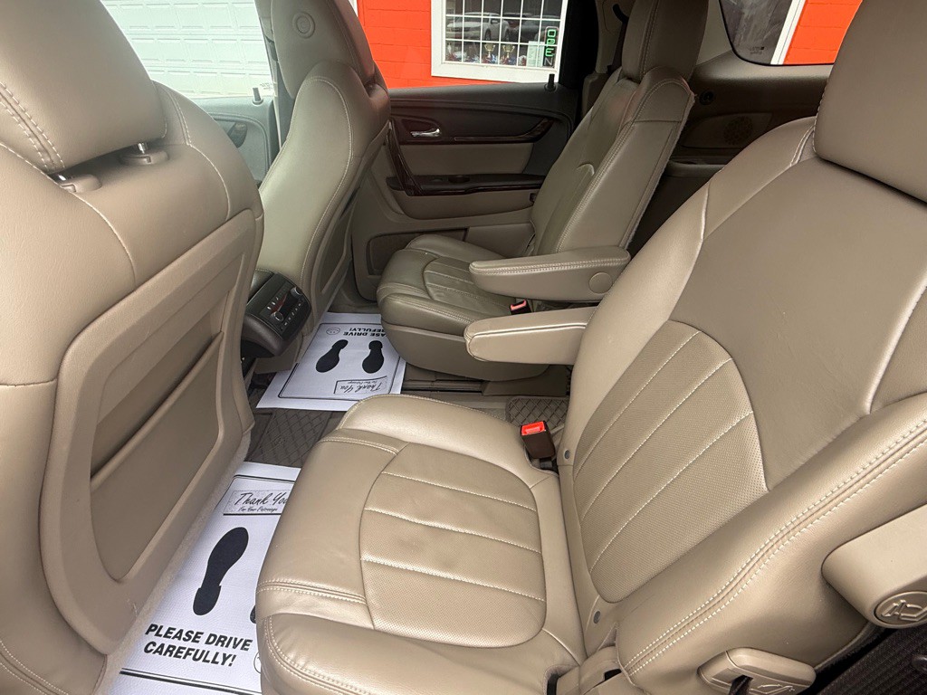 2016 GMC Acadia Image 31