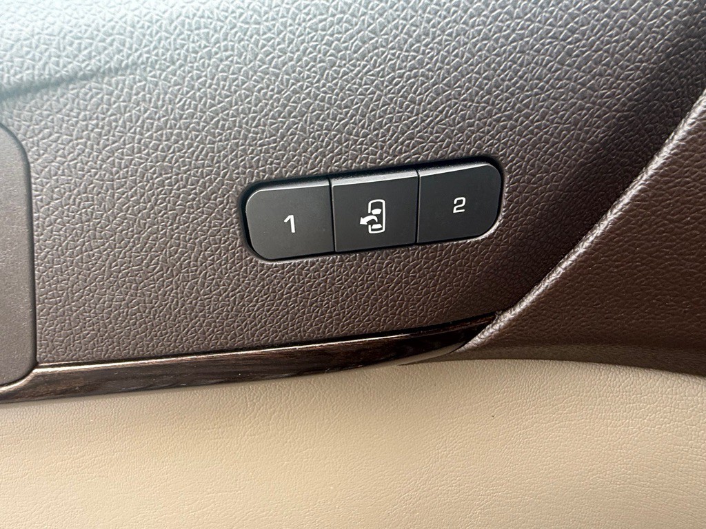 2016 GMC Acadia Image 34