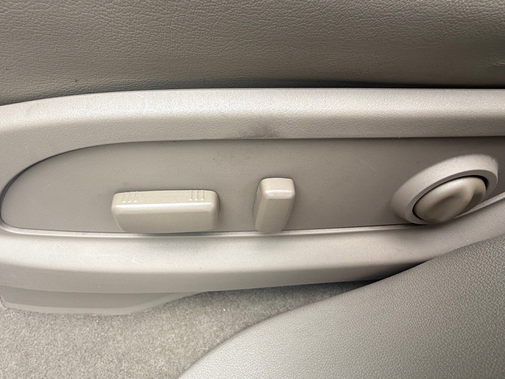 2016 GMC Acadia Image 37