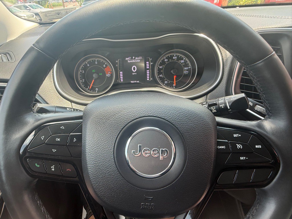2019 Jeep Cherokee Image 30