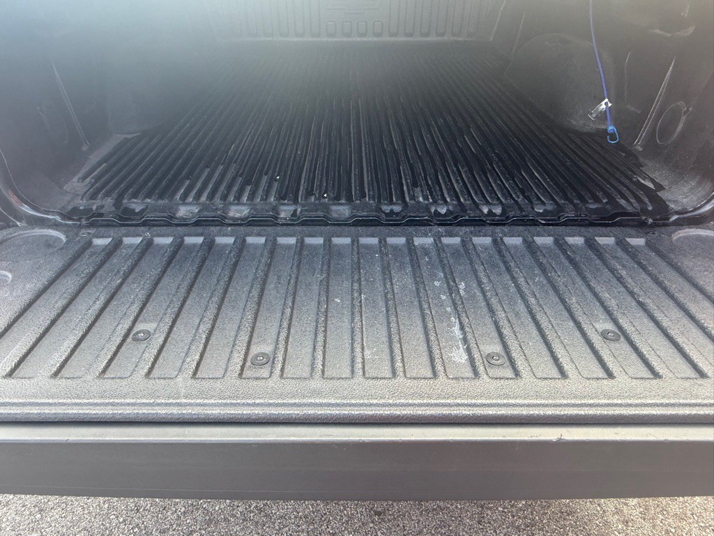 2015 Chevrolet Silverado 1500 Image 25