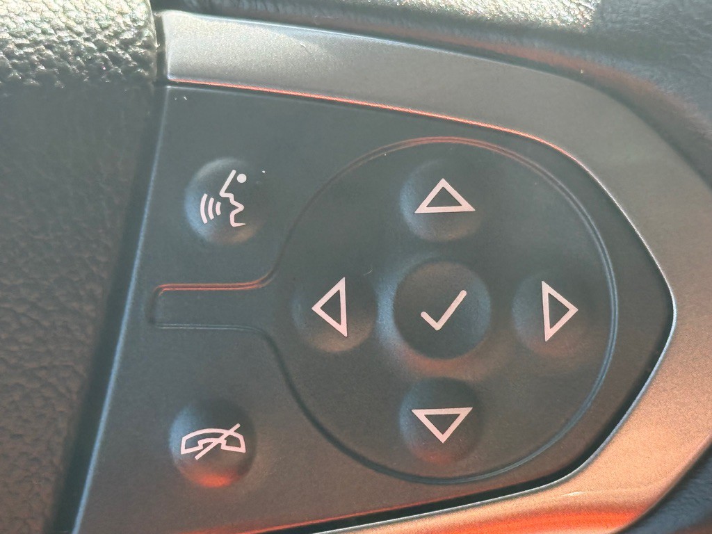 2015 Chevrolet Silverado 1500 Image 36