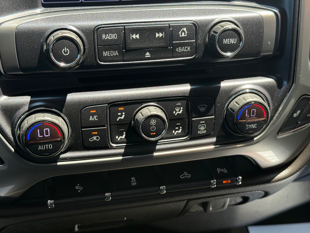 2018 Chevrolet Silverado 1500 Image 37