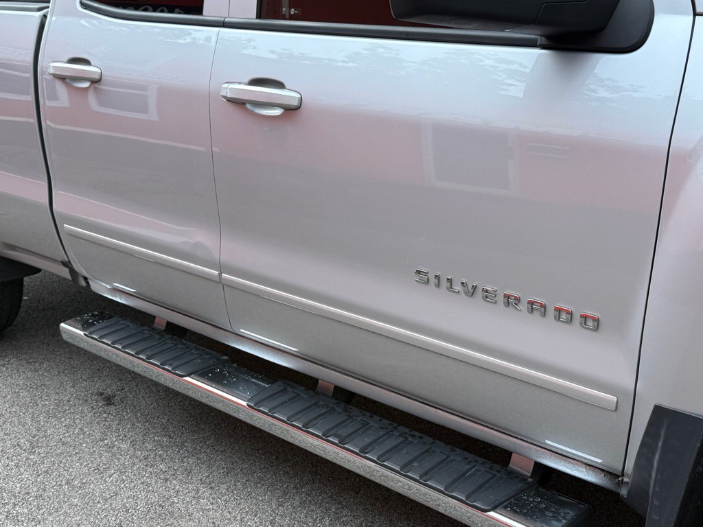 2017 Chevrolet Silverado 1500 Image 18