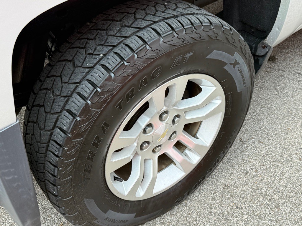 2017 Chevrolet Silverado 1500 Image 19