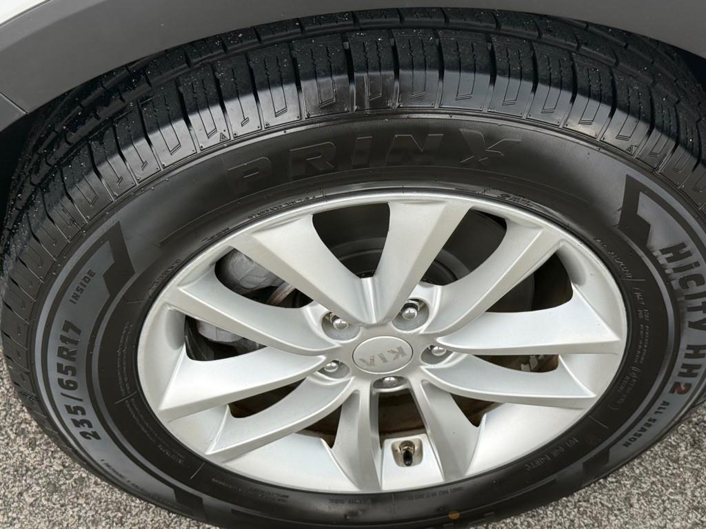 2018 Kia Sorento Image 12