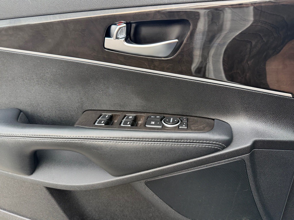 2018 Kia Sorento Image 24