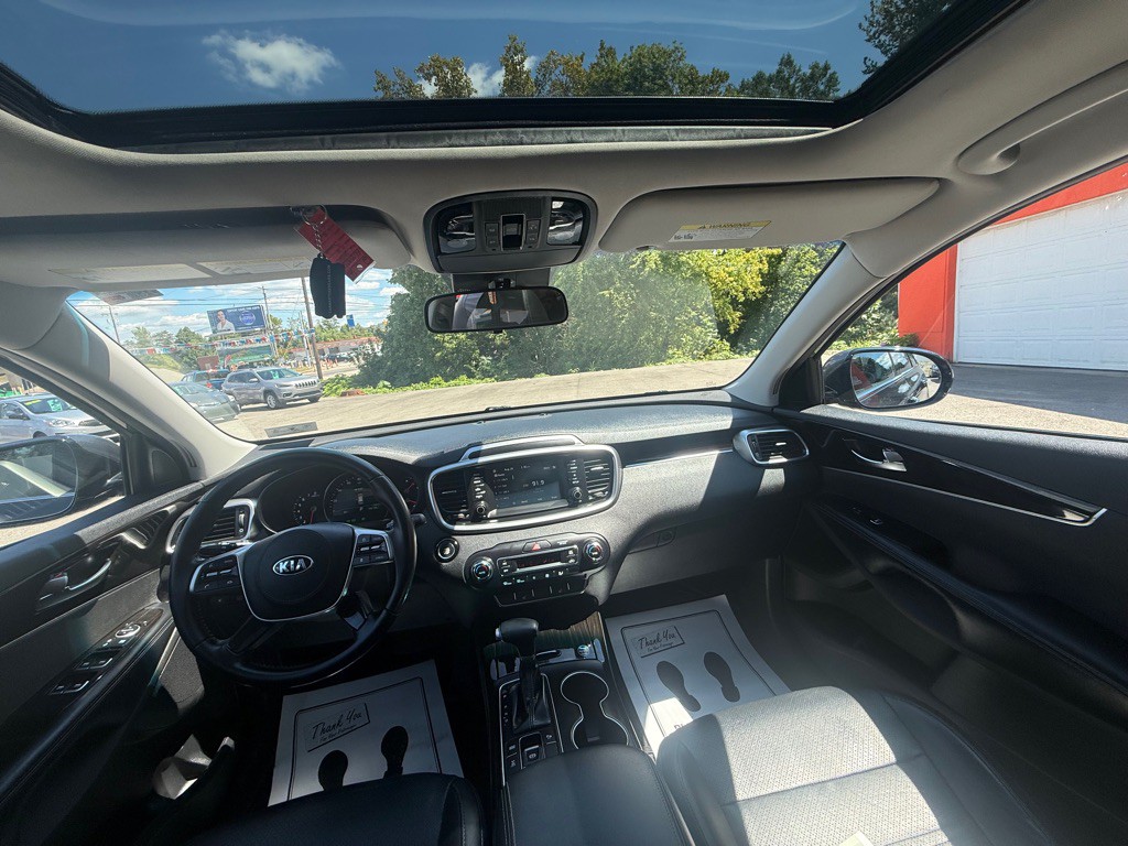 2020 Kia Sorento Image 25