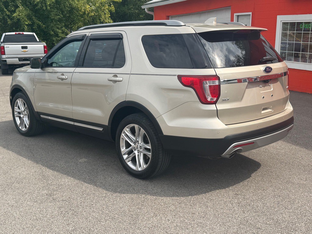 2017 Ford Explorer Image 3