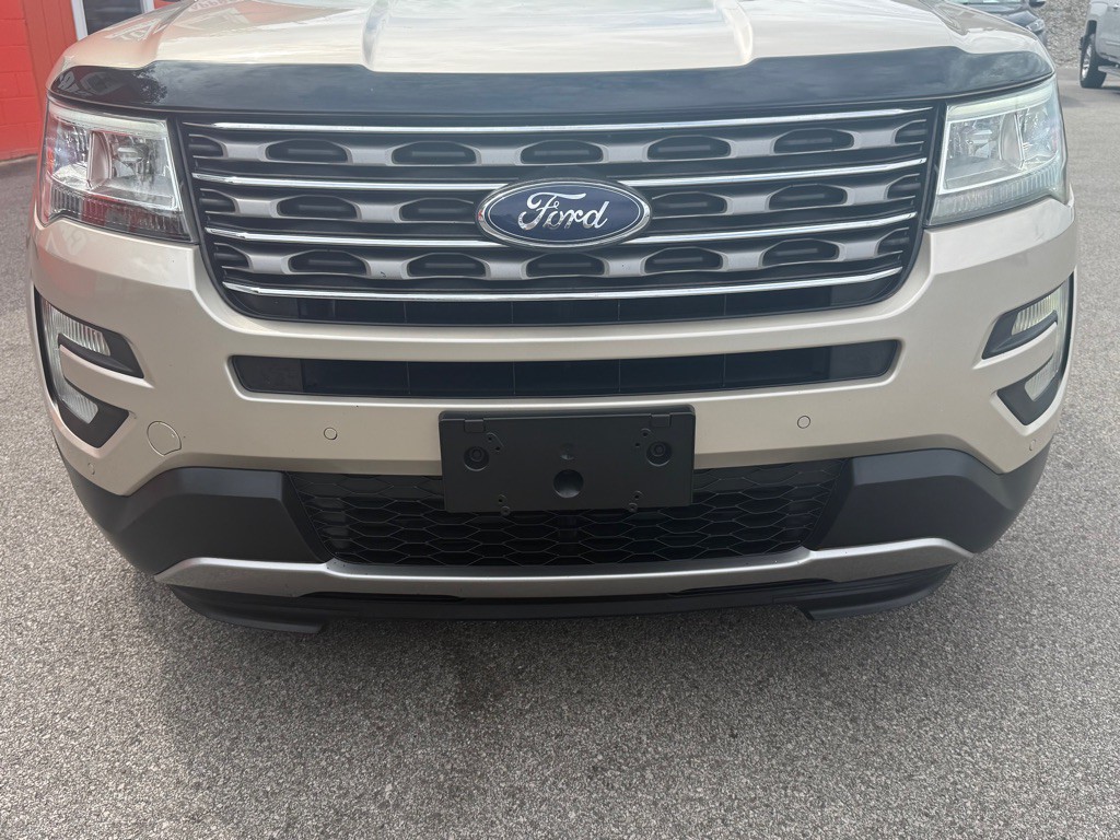2017 Ford Explorer Image 15