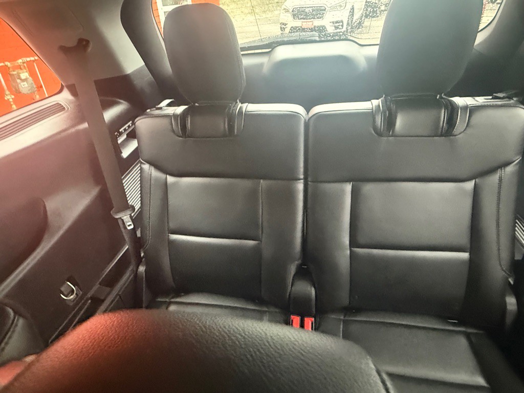 2021 Ford Explorer Image 32